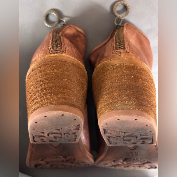 Sofft Aisley Western Booties Size 7 Color Cafe - Picture 10 of 13